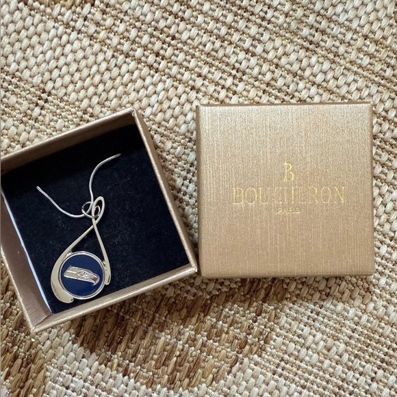 SEAHAWKS Necklace - silver plated with 18”+ chain, BNWT - Picture 4 of 4